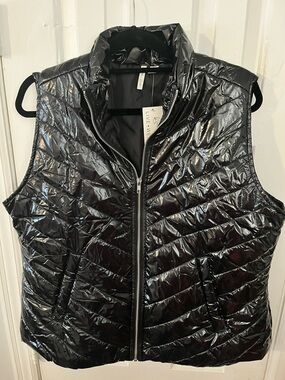 Cato Quilted Puffer Vest - Black